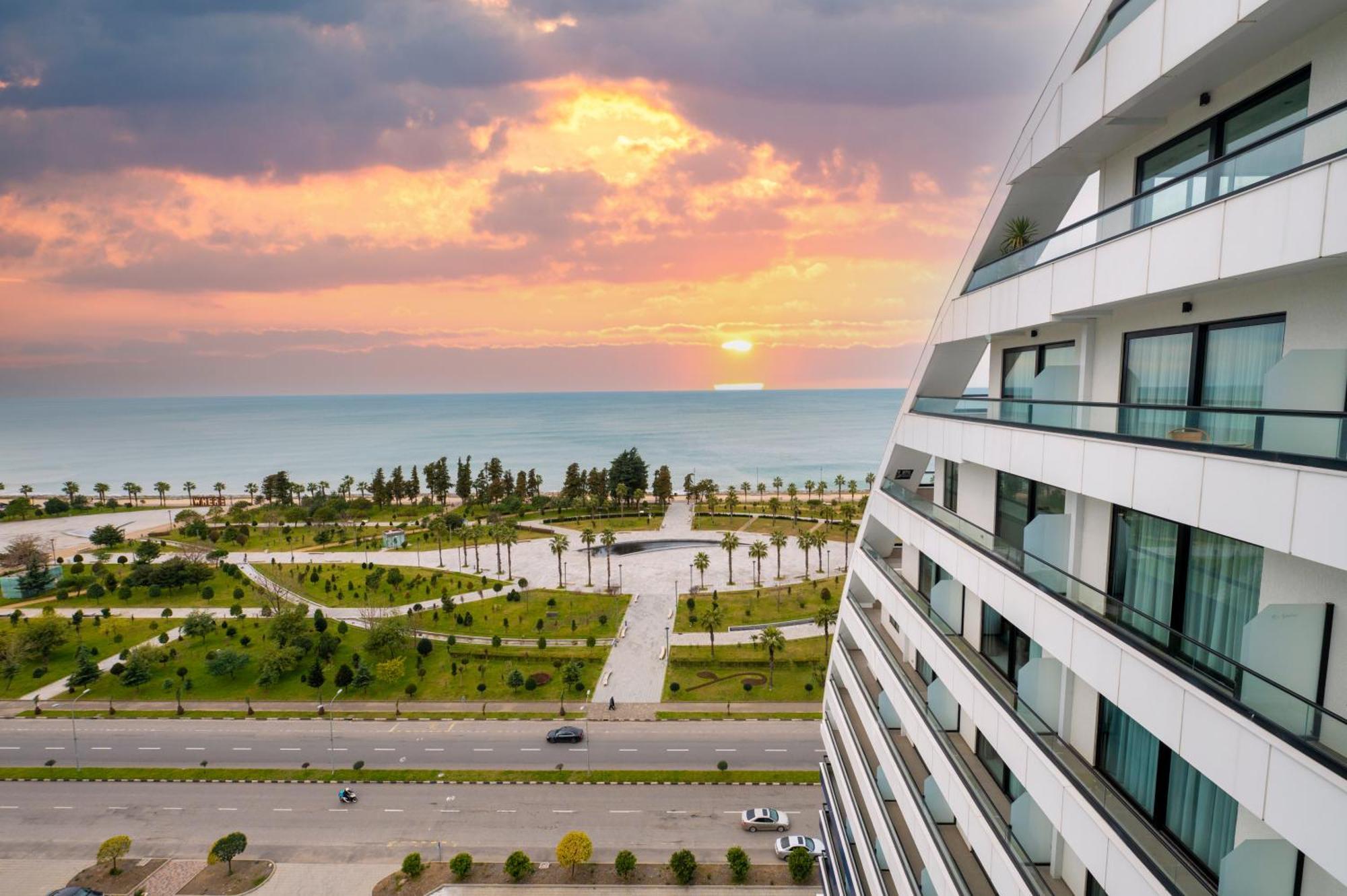 באטומי The Grandeur Hotel מראה חיצוני תמונה