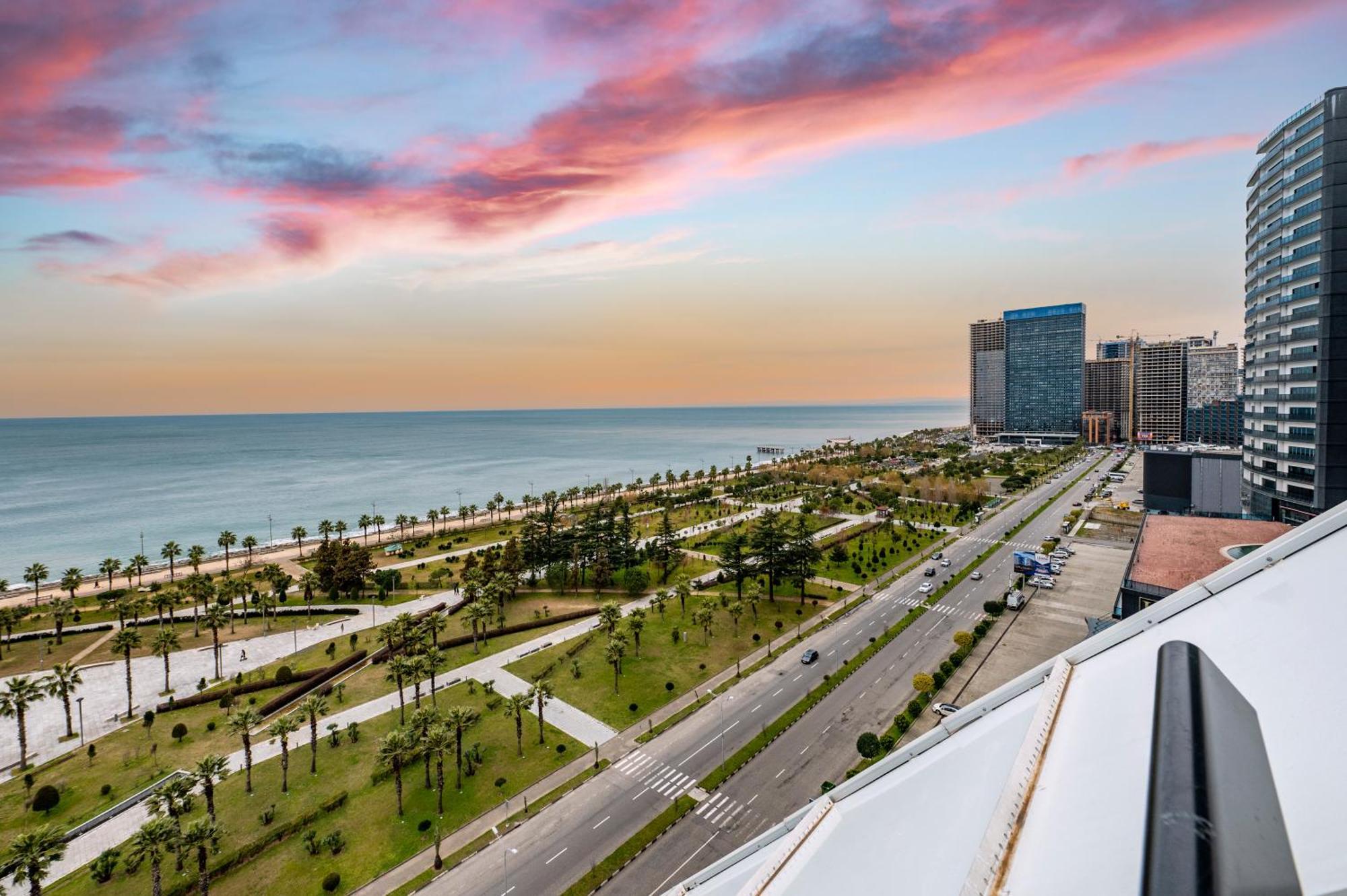 באטומי The Grandeur Hotel מראה חיצוני תמונה