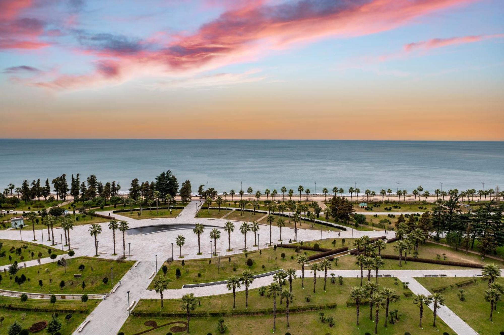 באטומי The Grandeur Hotel מראה חיצוני תמונה